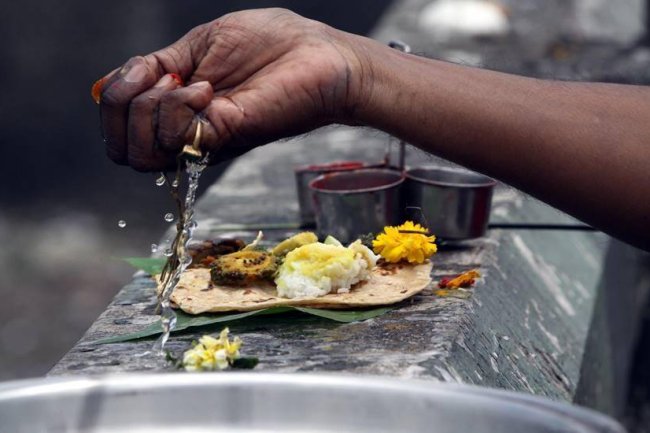 क्यों करते हैं श्राद्ध क्यों होती है पितृपूजां