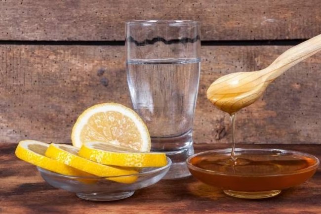 नींबू से पिंपल कैसे हटाए