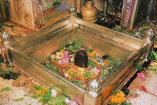 काशी विश्वनाथ ज्योतिर्लिंग – 12 शिव ज्योतिर्लिंगों में सप्तम की दिव्य गाथा